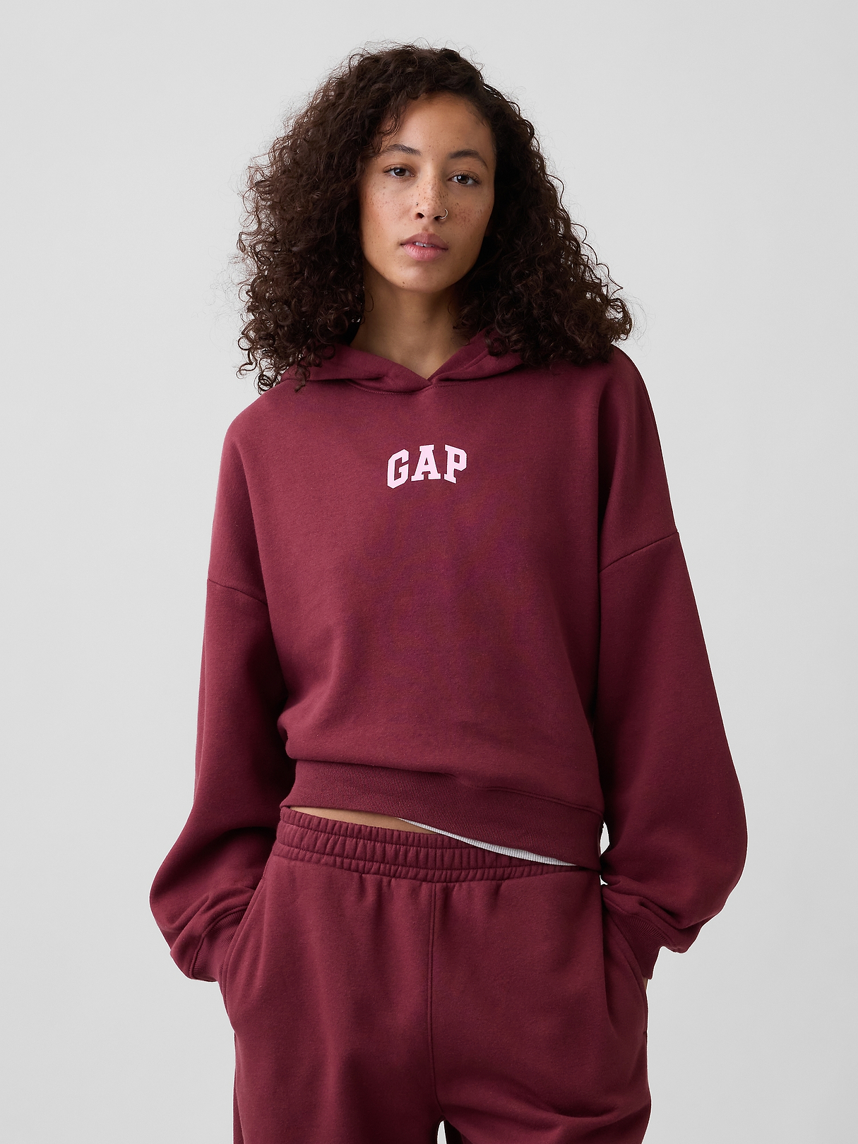 Relaxed Gap Mini-Logo Cropped Hoodie | Gap Factory