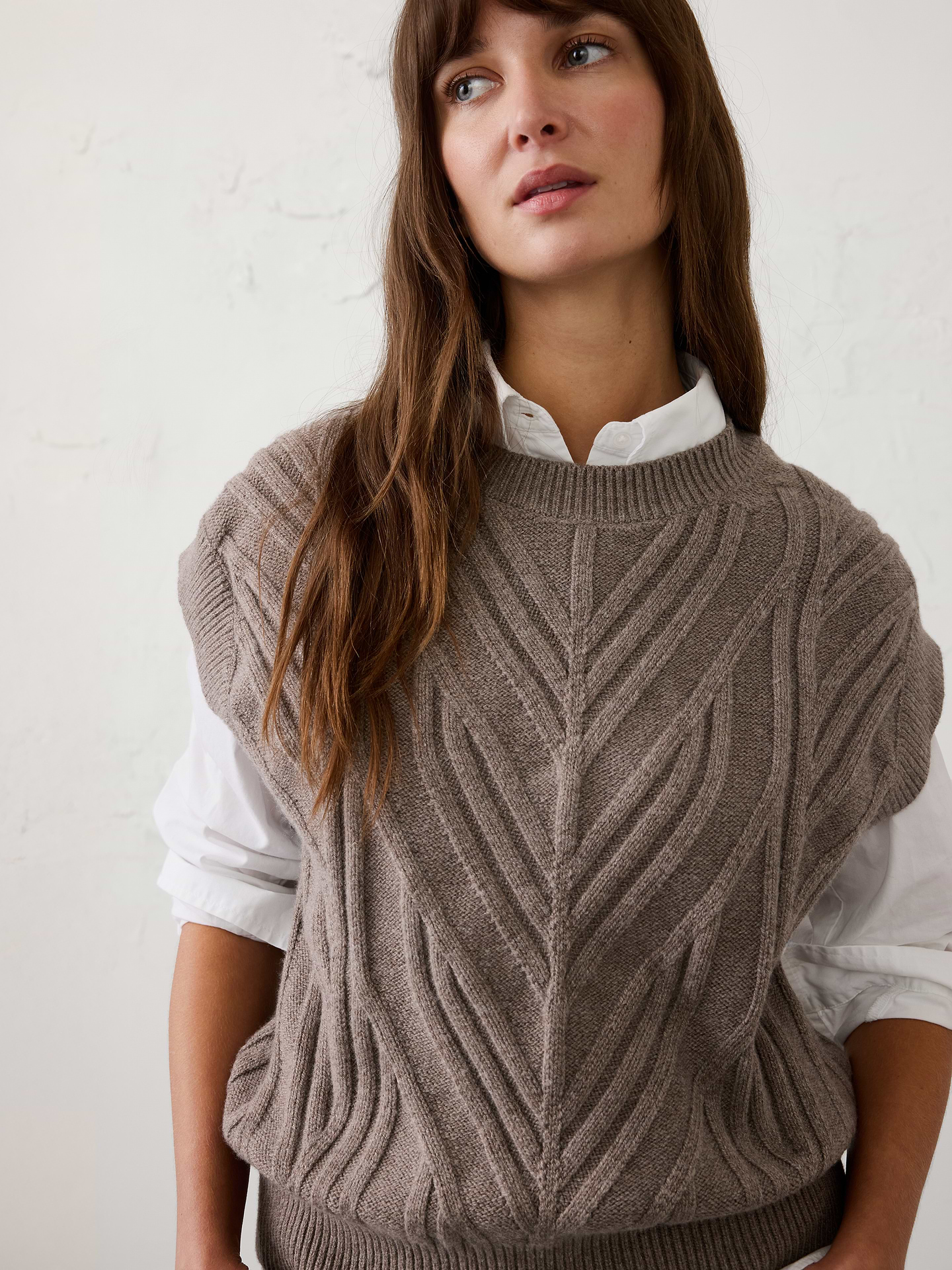 Image number 3 showing, Perfectly Soft Cable Vest
