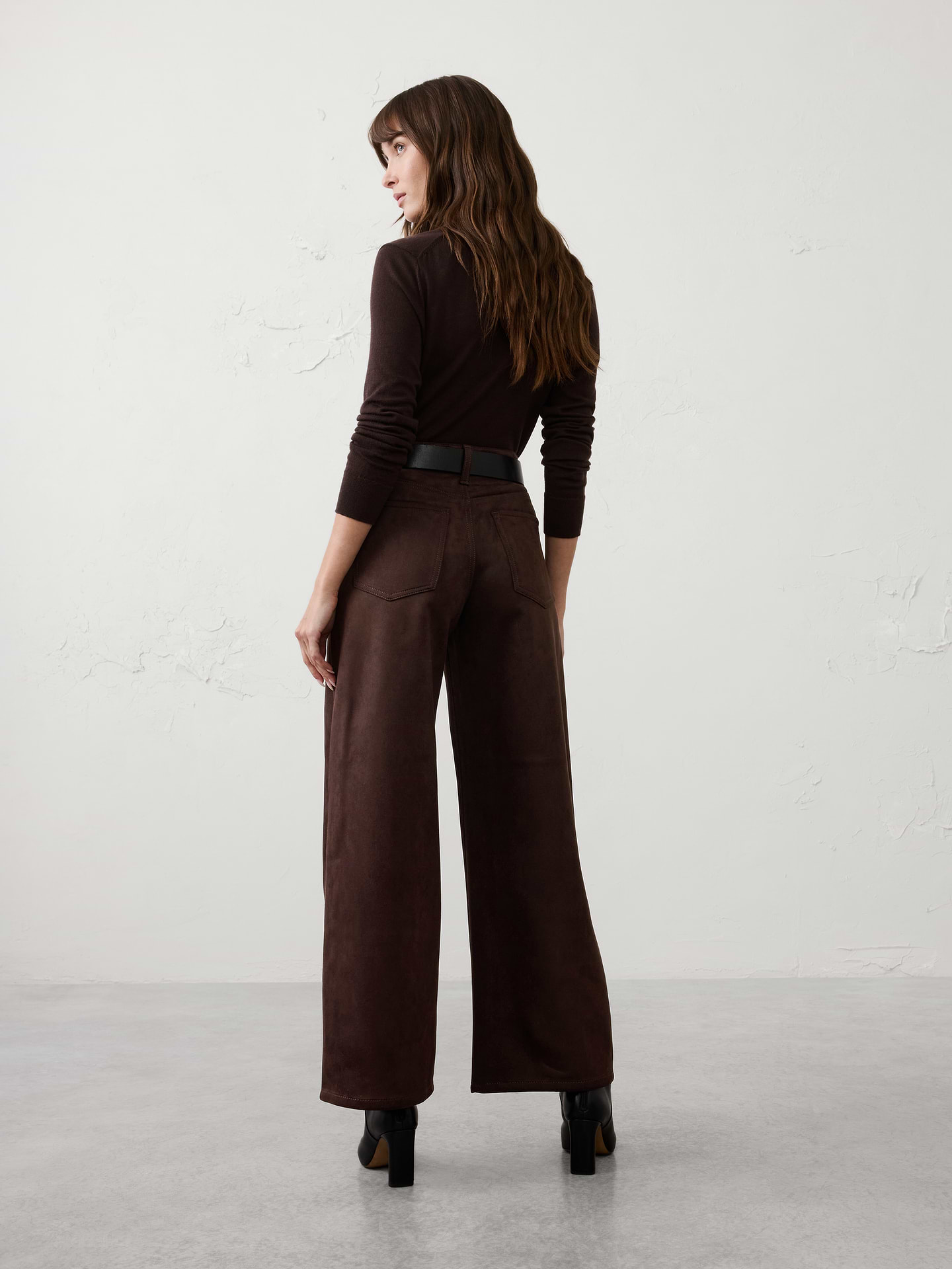 Image number 2 showing, Vegan Suede Wide-Leg High-Rise Pant