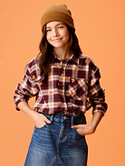 L'image numéro 3 présente Chemise surdimensionnée en flanelle unisexe Mickey Mouse Old Navy x Disney pour enfant