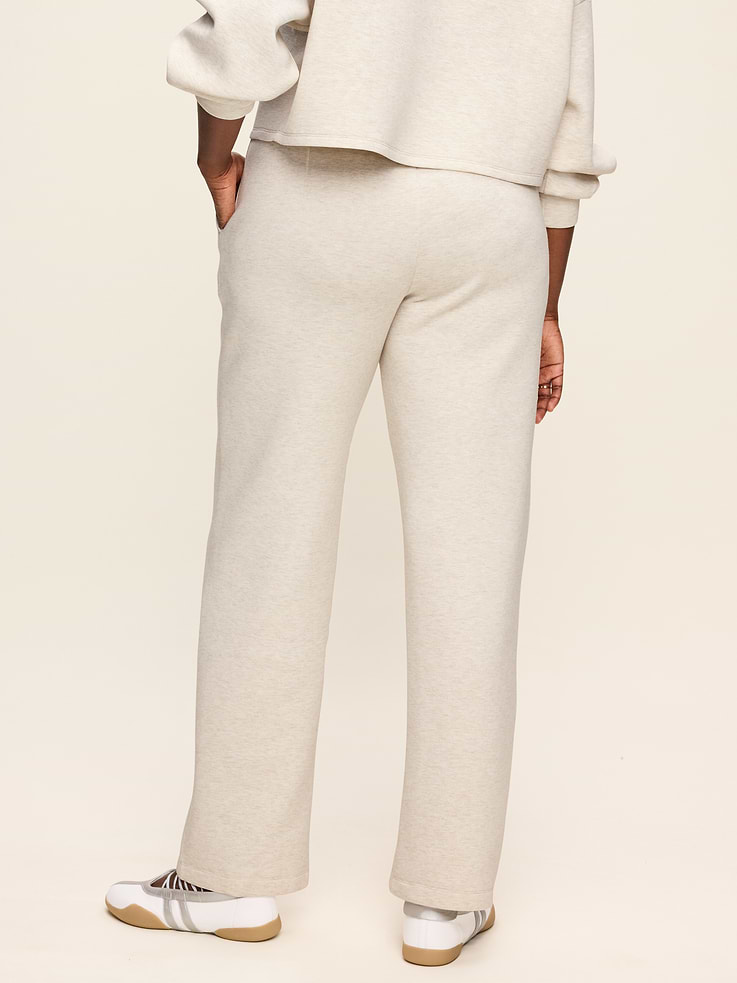 Image number 6 showing, High-Waisted Bounce Fleece Trouser Sweatpants