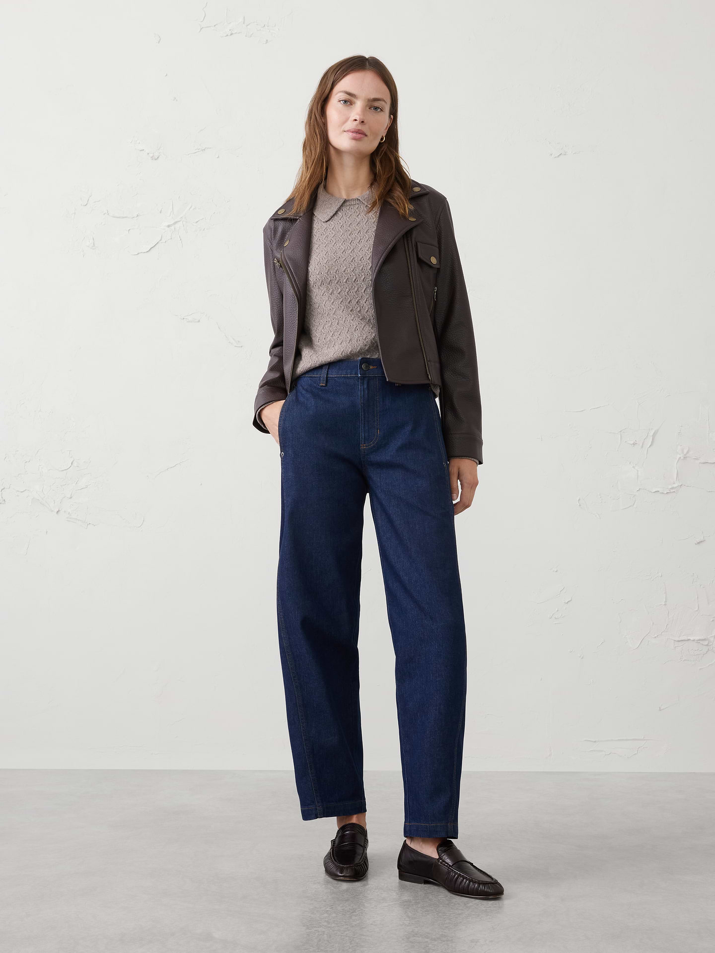 Image number 1 showing, Barrel-Leg Mid-Rise Seamed Jean