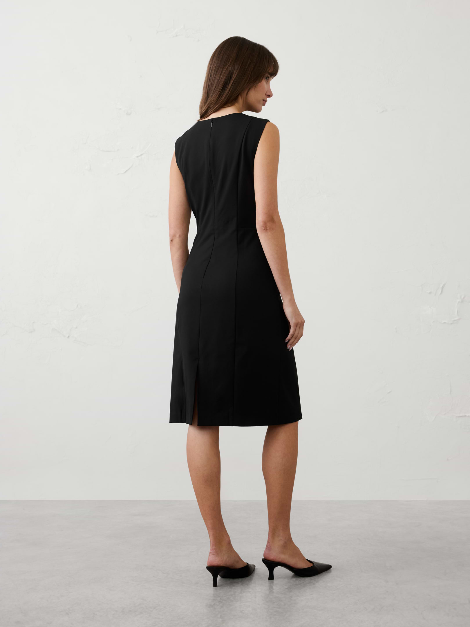 Image number 2 showing, Basic Knee-Length Sheath Dress