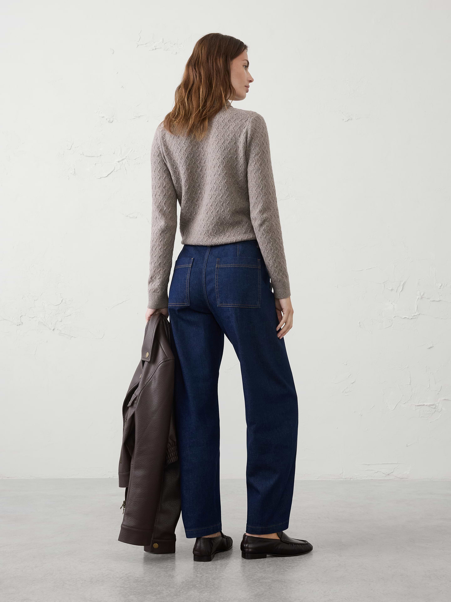 Image number 5 showing, Barrel-Leg Mid-Rise Seamed Jean