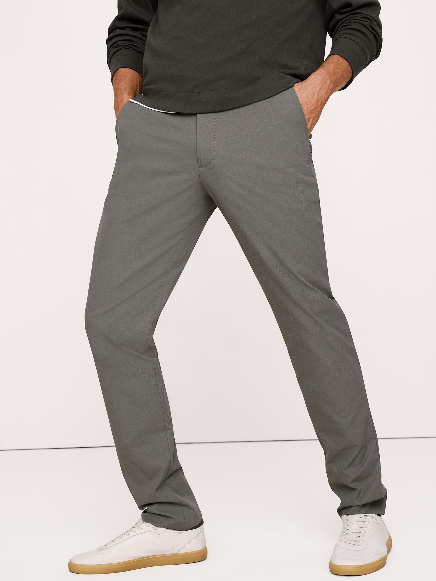 L'image numéro 3 présente Pantalon Performance athlétique étroit