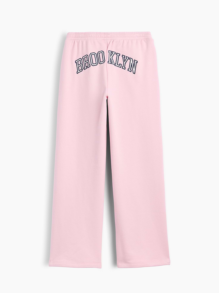 Image number 3 showing, Kids Relaxed Gap Logo Sweatpants