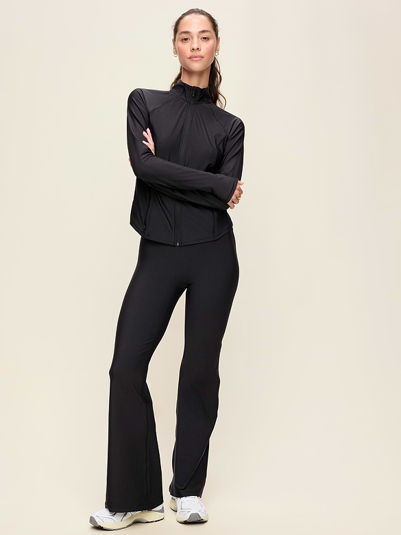 Extra High-Waisted PowerSoft Boundless Flare Leggings – No Front Seam