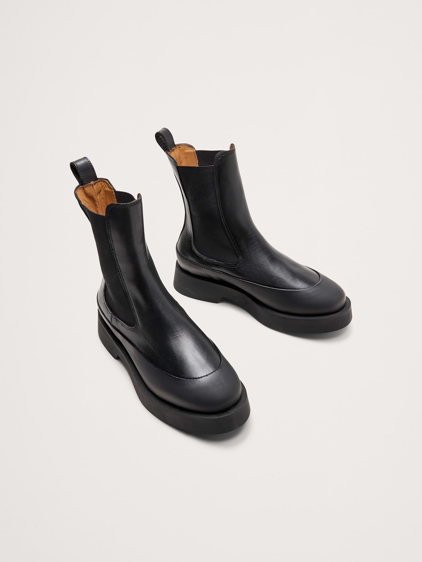 Image number 2 showing, Italian Leather Platform Chelsea Boot
