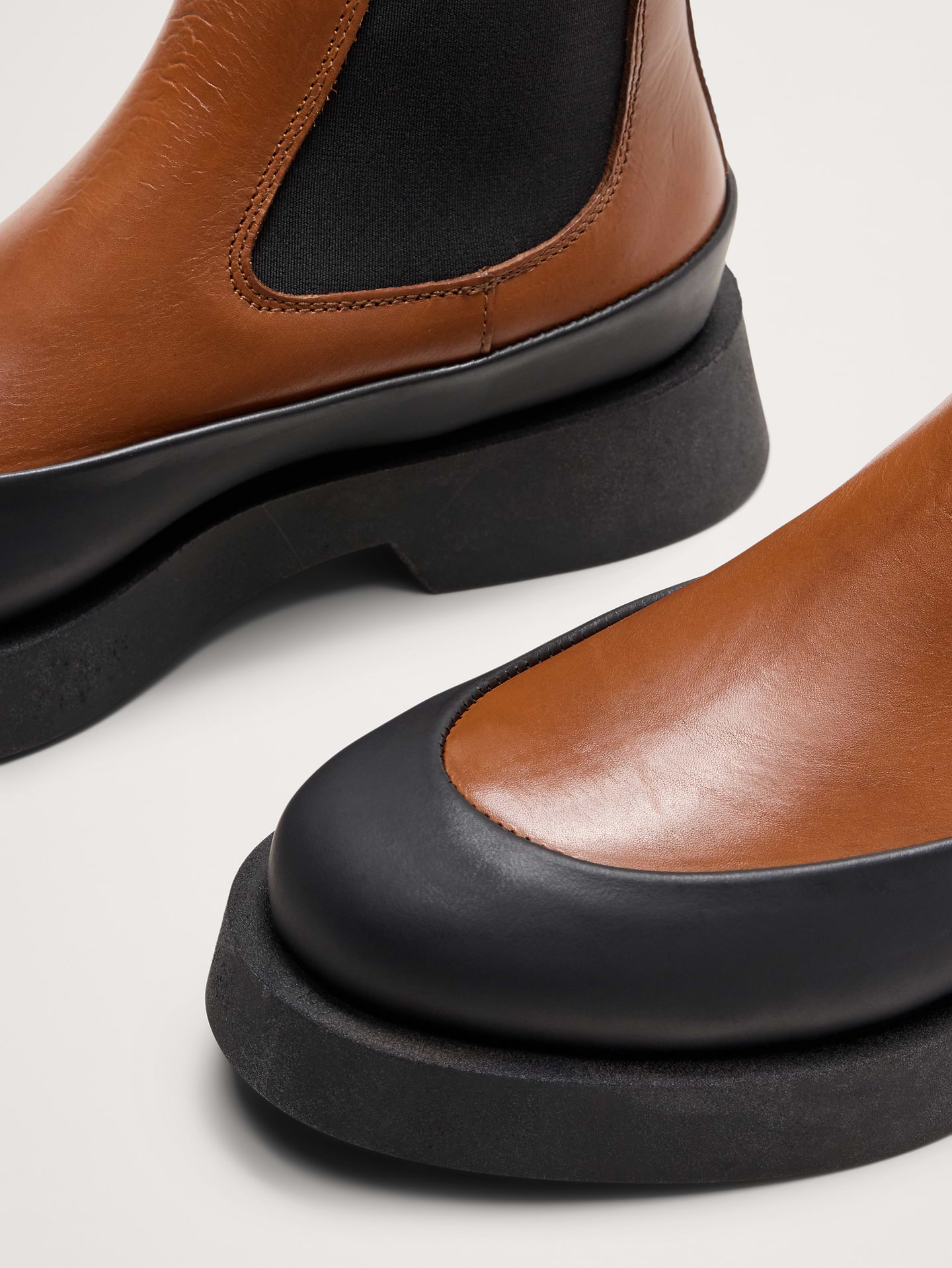 Image number 5 showing, Italian Leather Platform Chelsea Boot