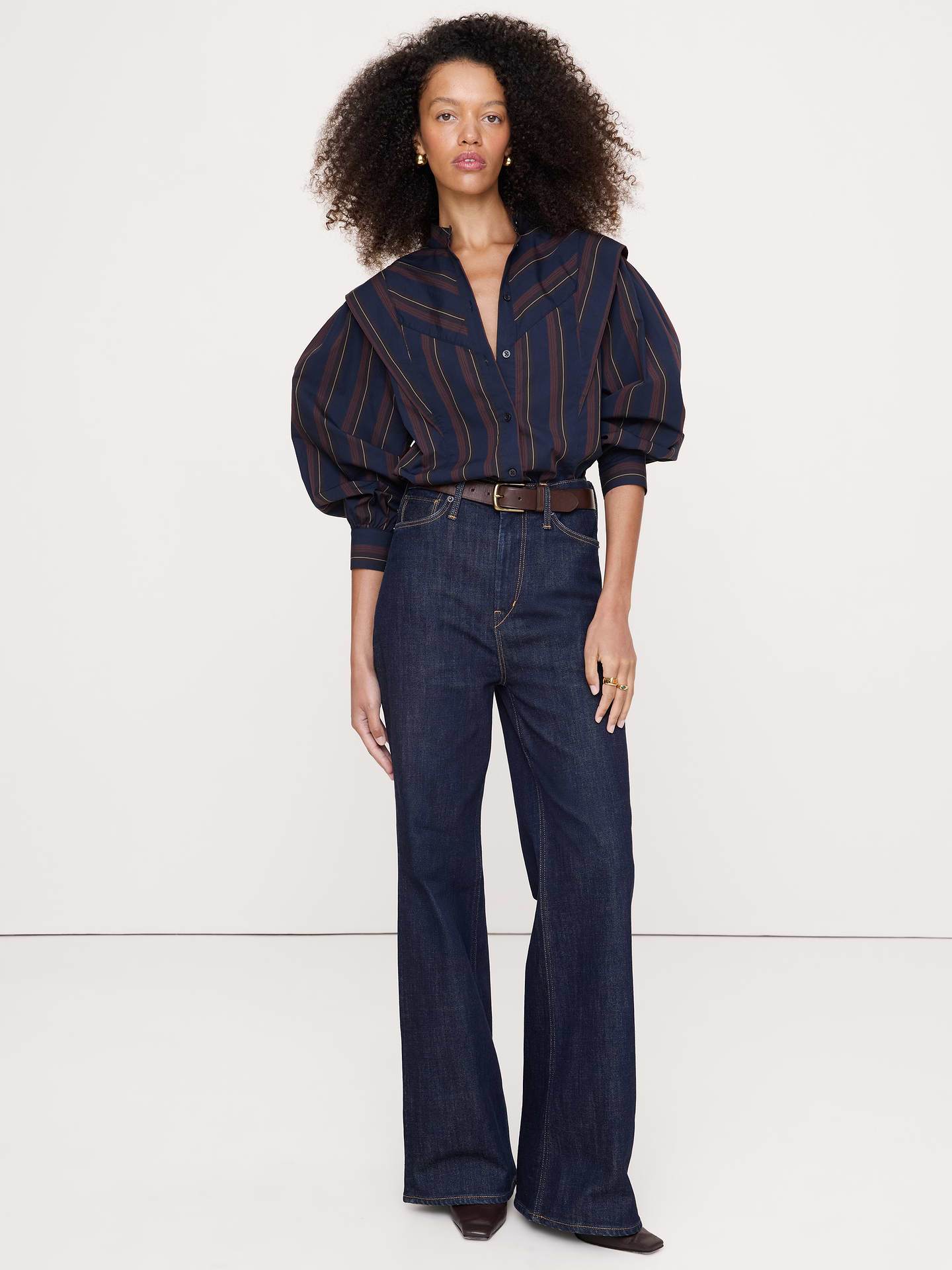 L'image numéro 3 présente Chemise en coton à col étagé