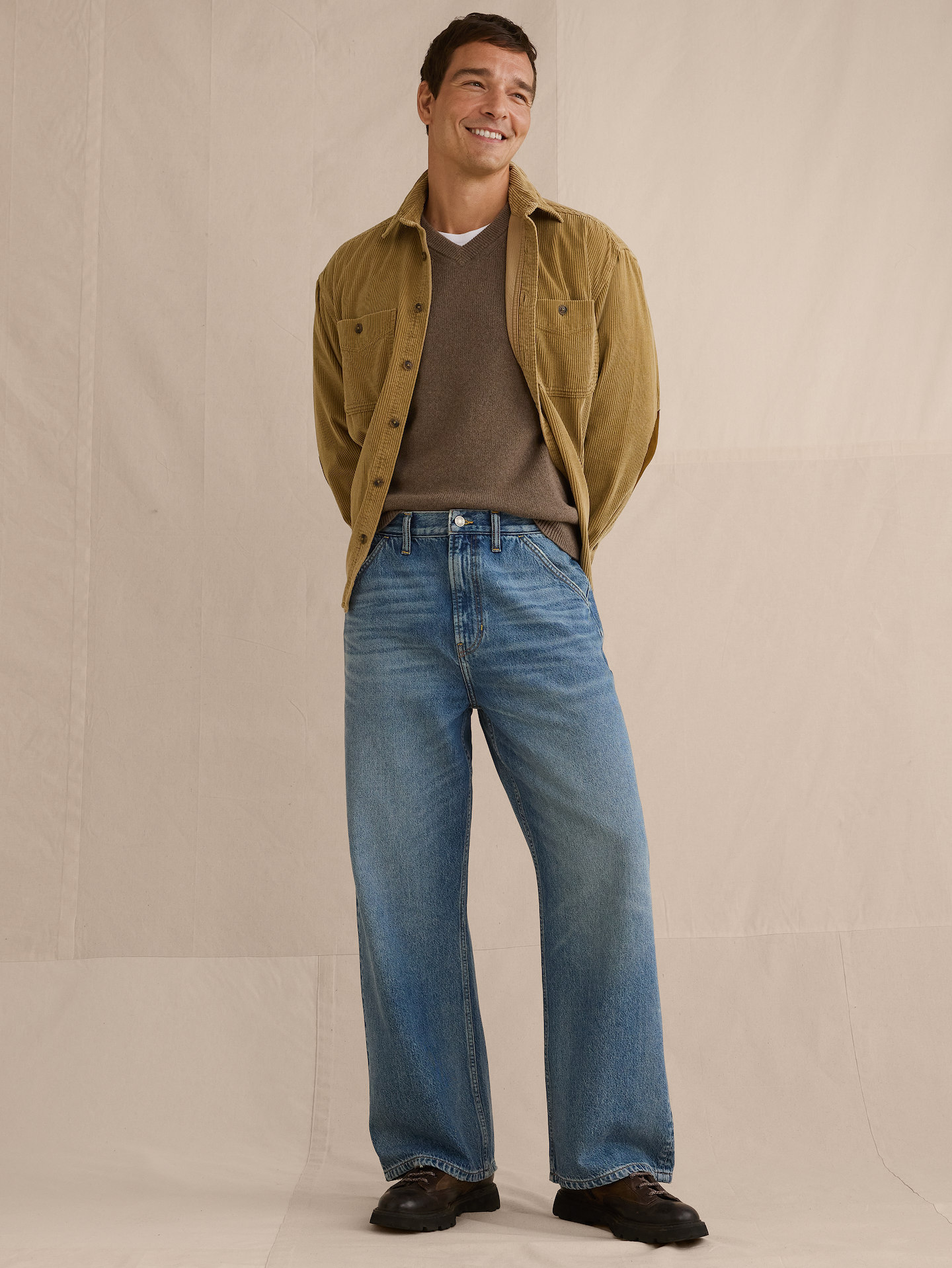L'image numéro 1 présente Jean ample