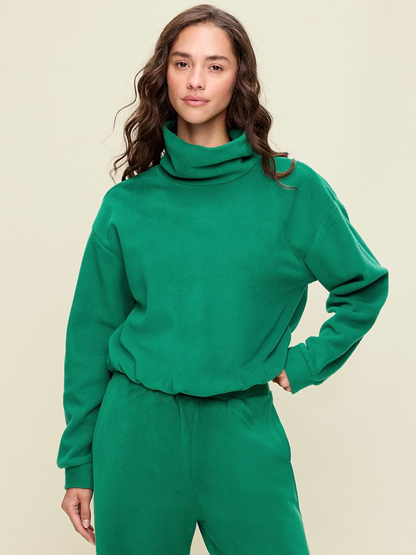 Performance Fleece Funnel Neck Pullover