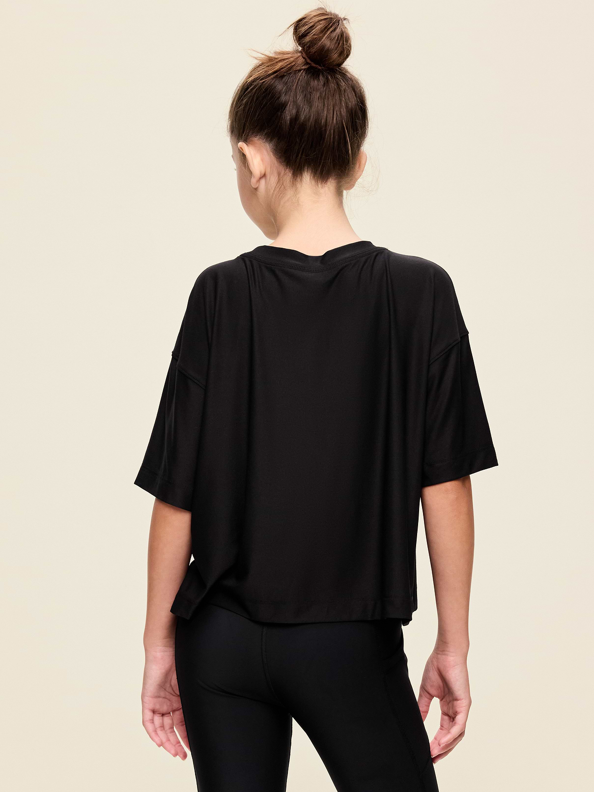 L'image numéro 2 présente T-shirt droit à manches courtes NuageSport pour fille