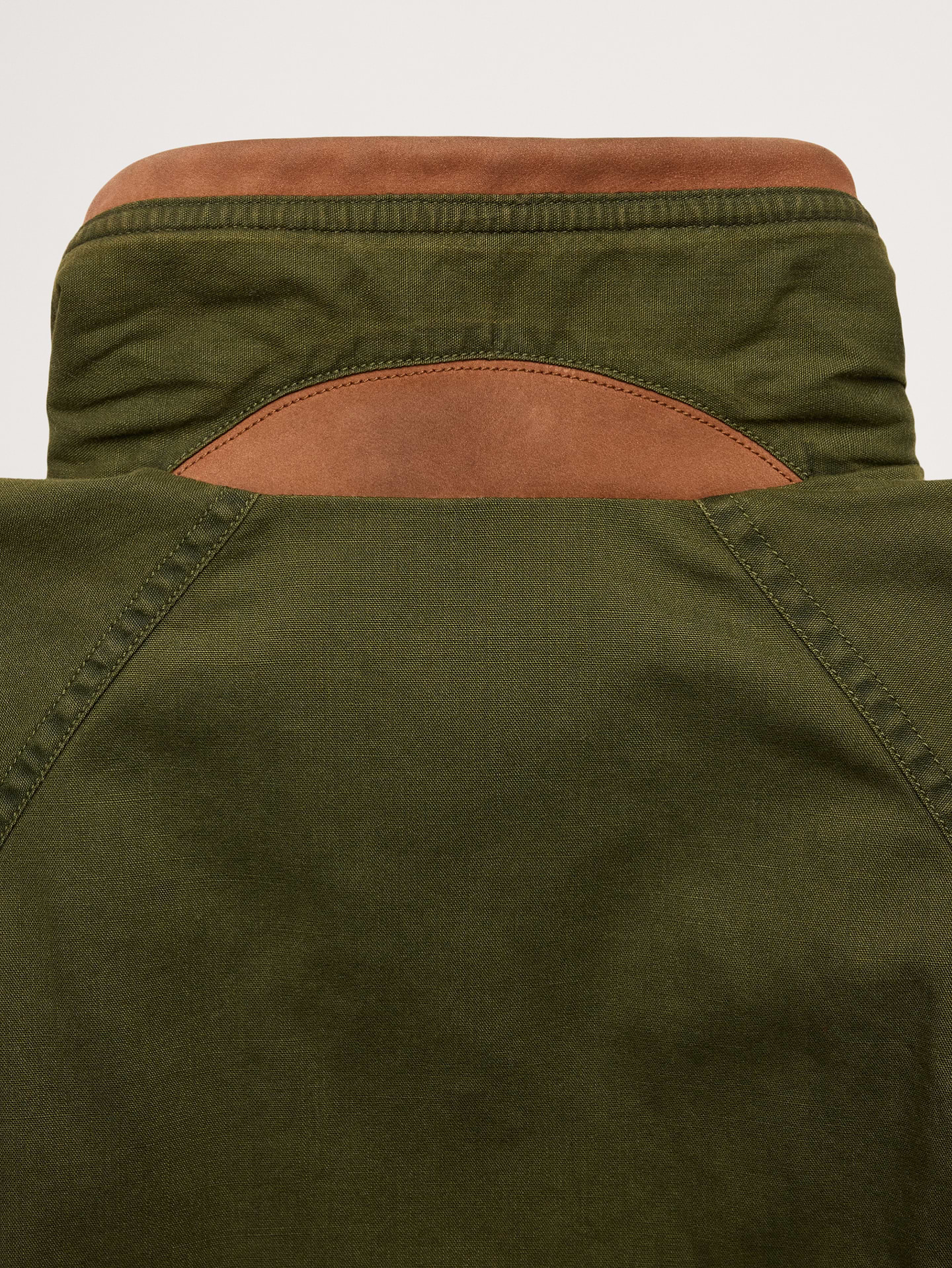 L'image numéro 6 présente Parka utilitaire en coton Retour aux archives