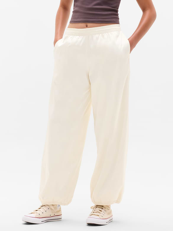Athleta Girl Run Free Satin Bubble Pant