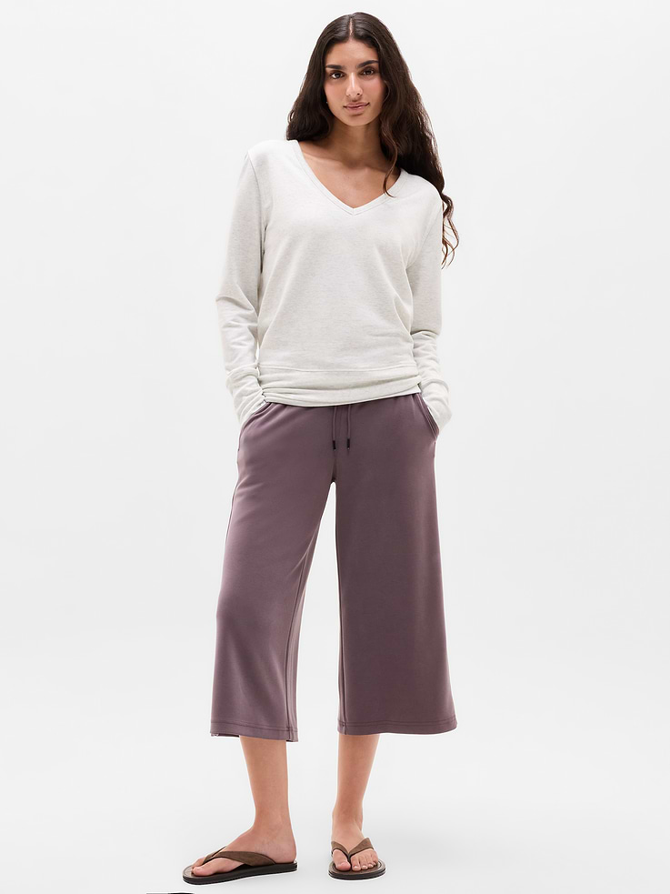 Image number 5 showing, Coaster Luxe V-Neck Sweatshirt