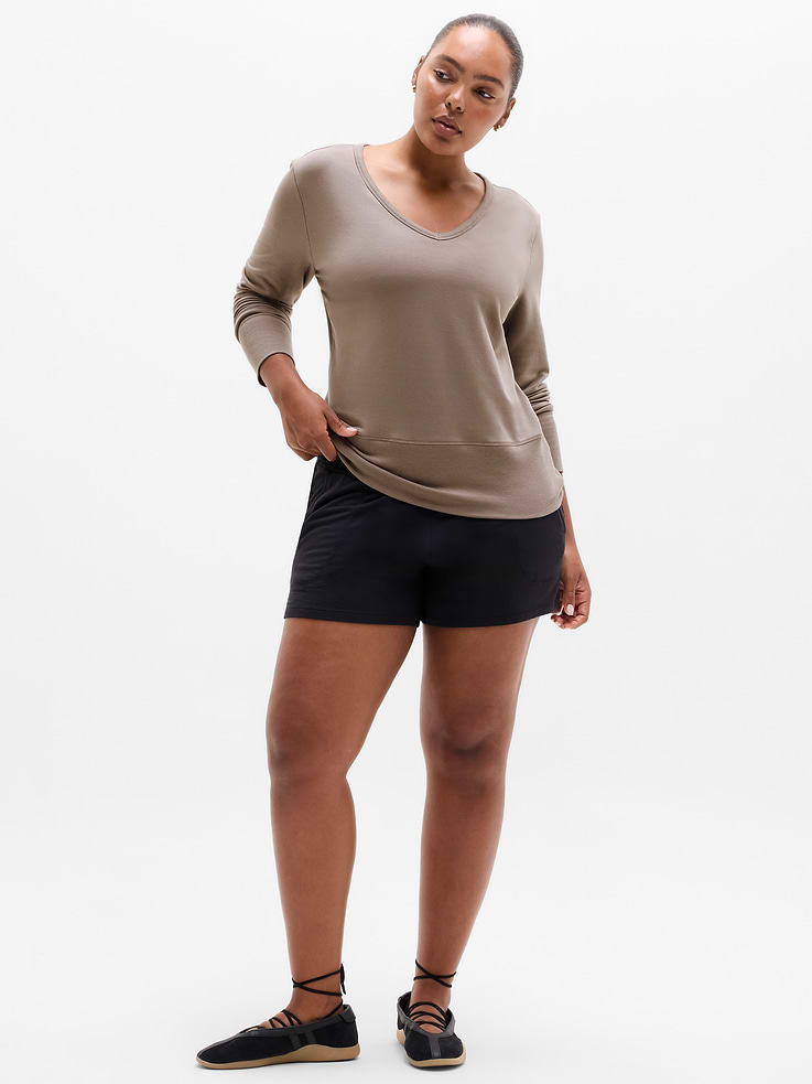 Image number 2 showing, Coaster Luxe V-Neck Sweatshirt
