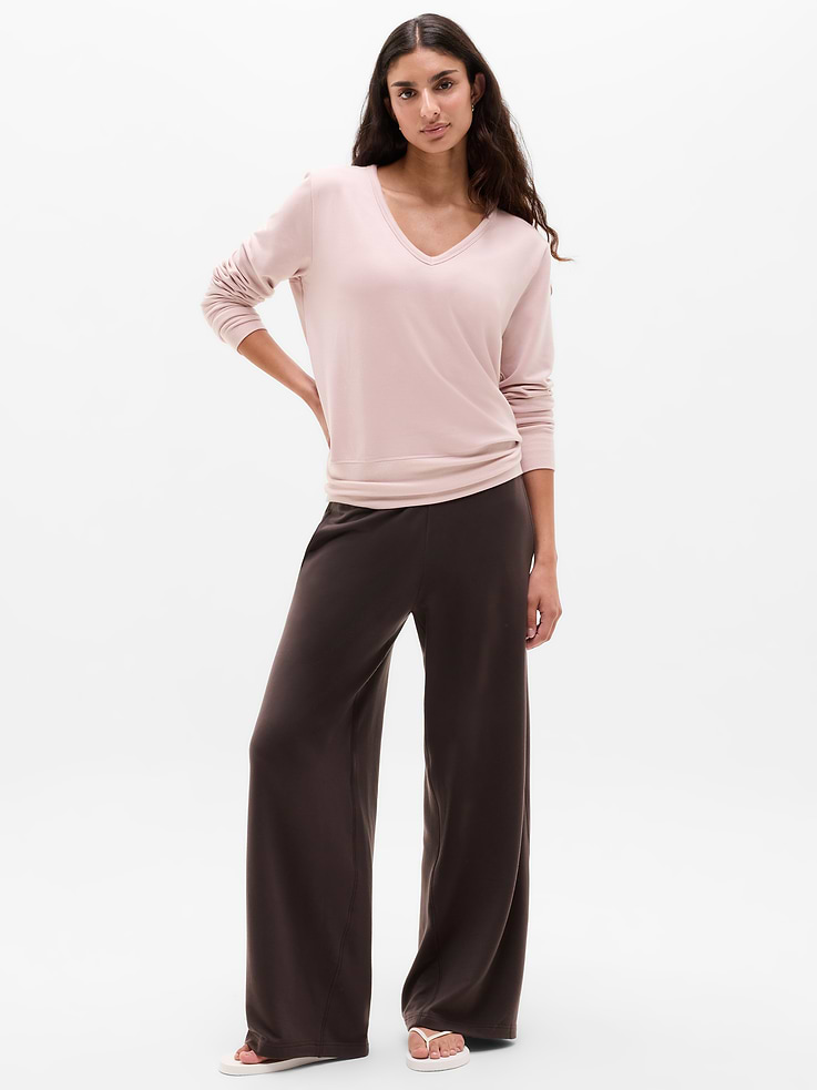 Image number 4 showing, Coaster Luxe V-Neck Sweatshirt