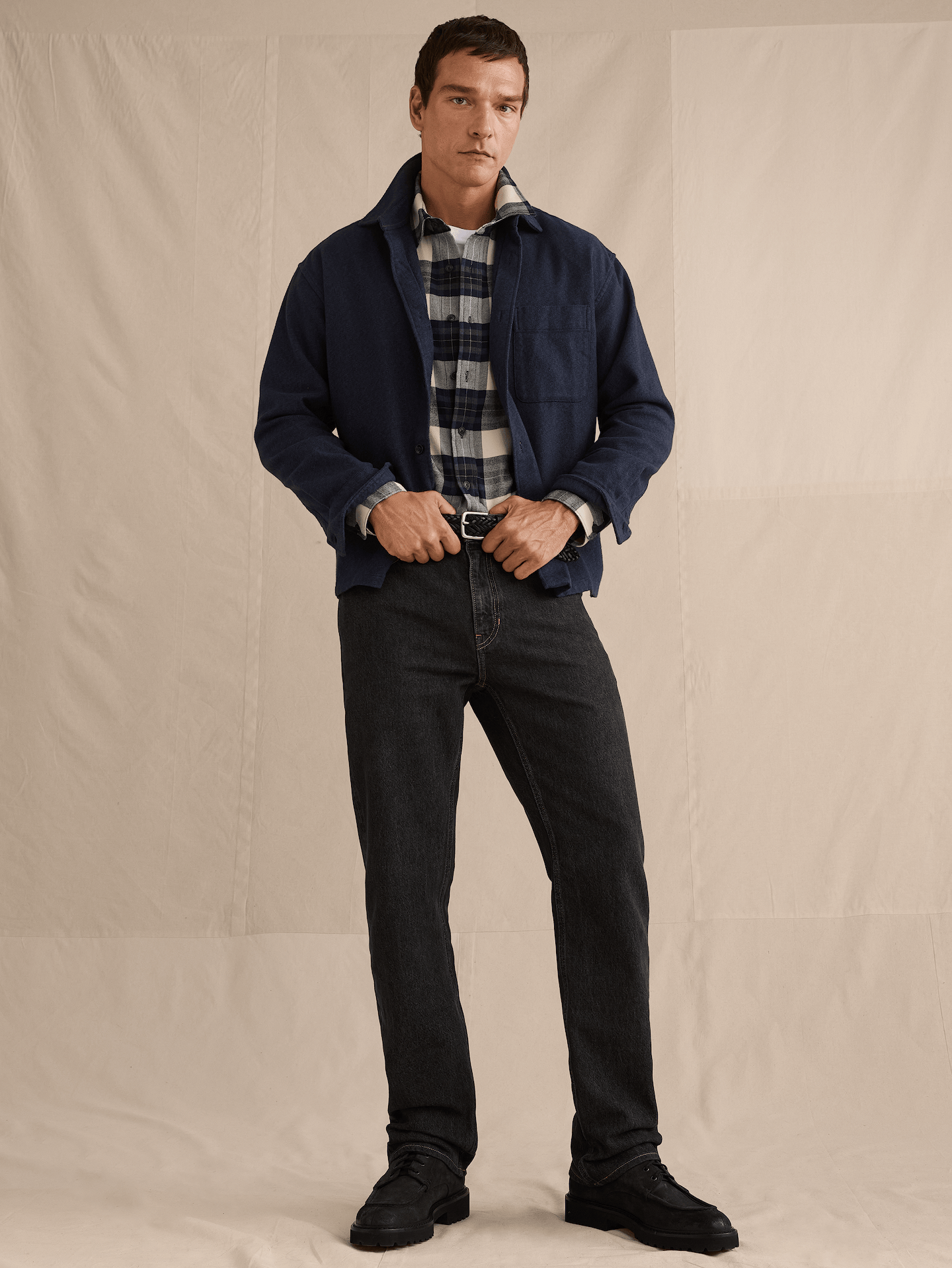 Image 1 of 8, We obsess over great jeans so you don’t have to. These straight-leg jeans are cut from an all-season denim that looks like the best vintage finds., Straight Fit: Mid-rise. Slim through the thigh with a straight leg., Zip fly with button closure. Belt loops., Five-pocket styling., Product #906714