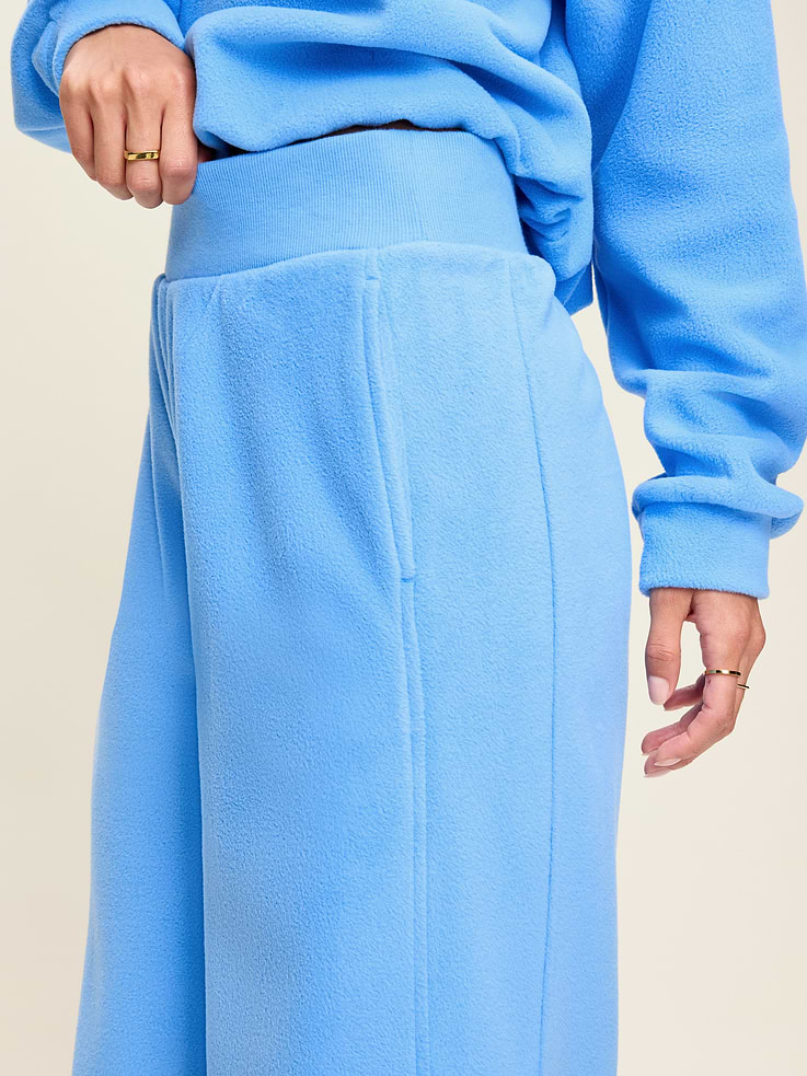 L'image numéro 4 présente Pantalon en micromolleton à jambe ultra-large à taille très haute