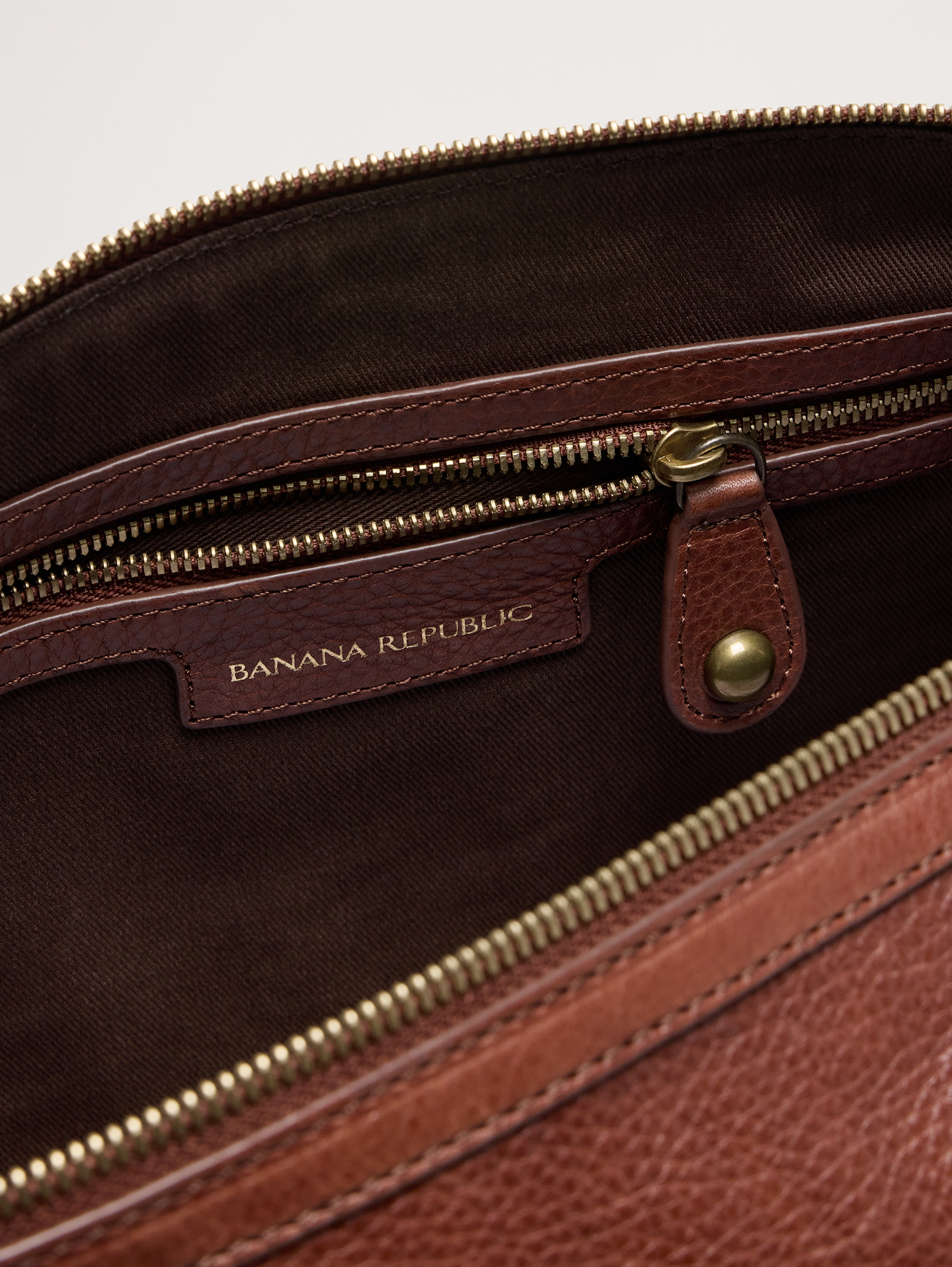 L'image numéro 6 présente Sac classique en cuir