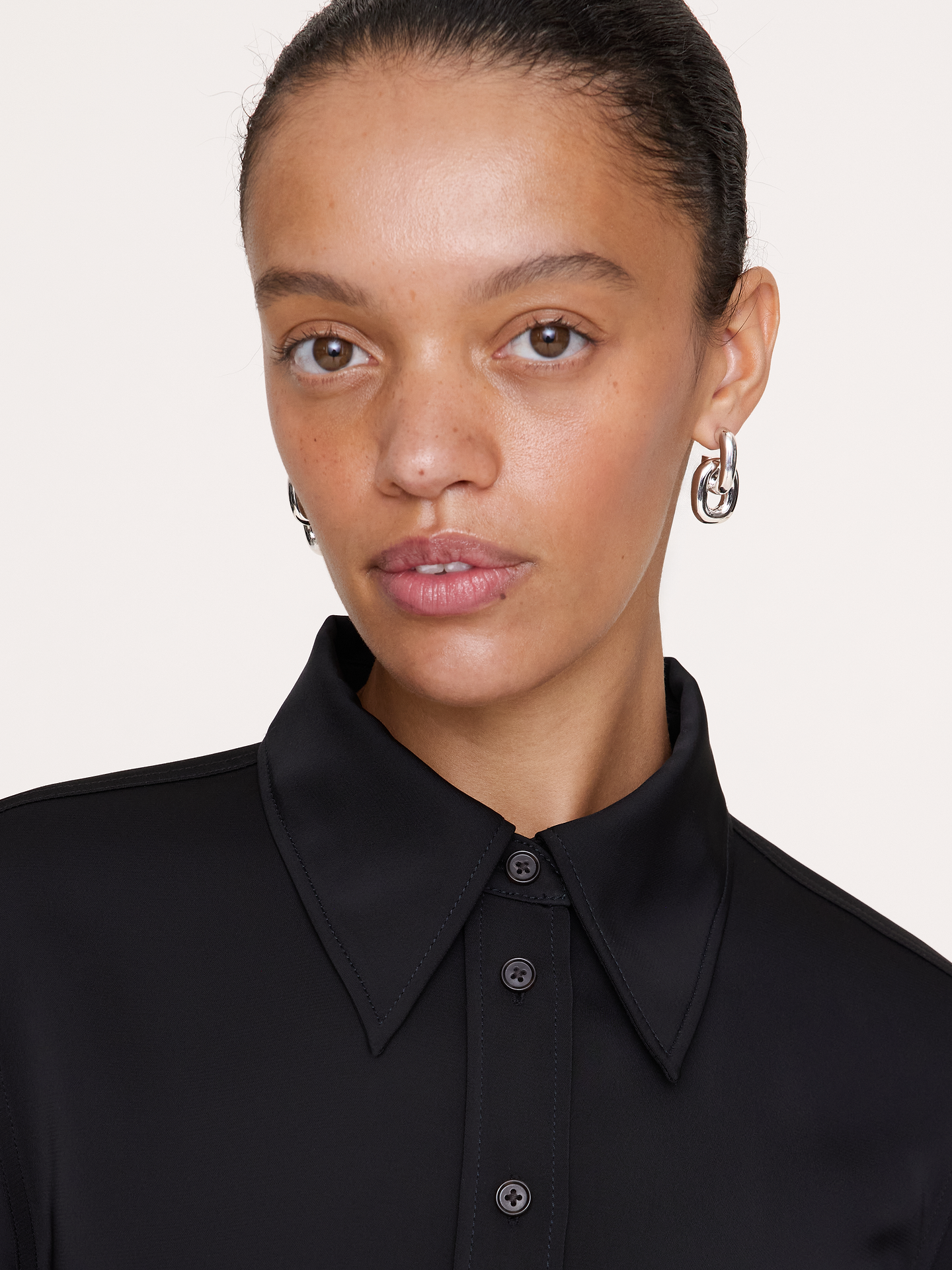 Image 2 of 5, Mini Kylie Earrings By Martha Calvo
