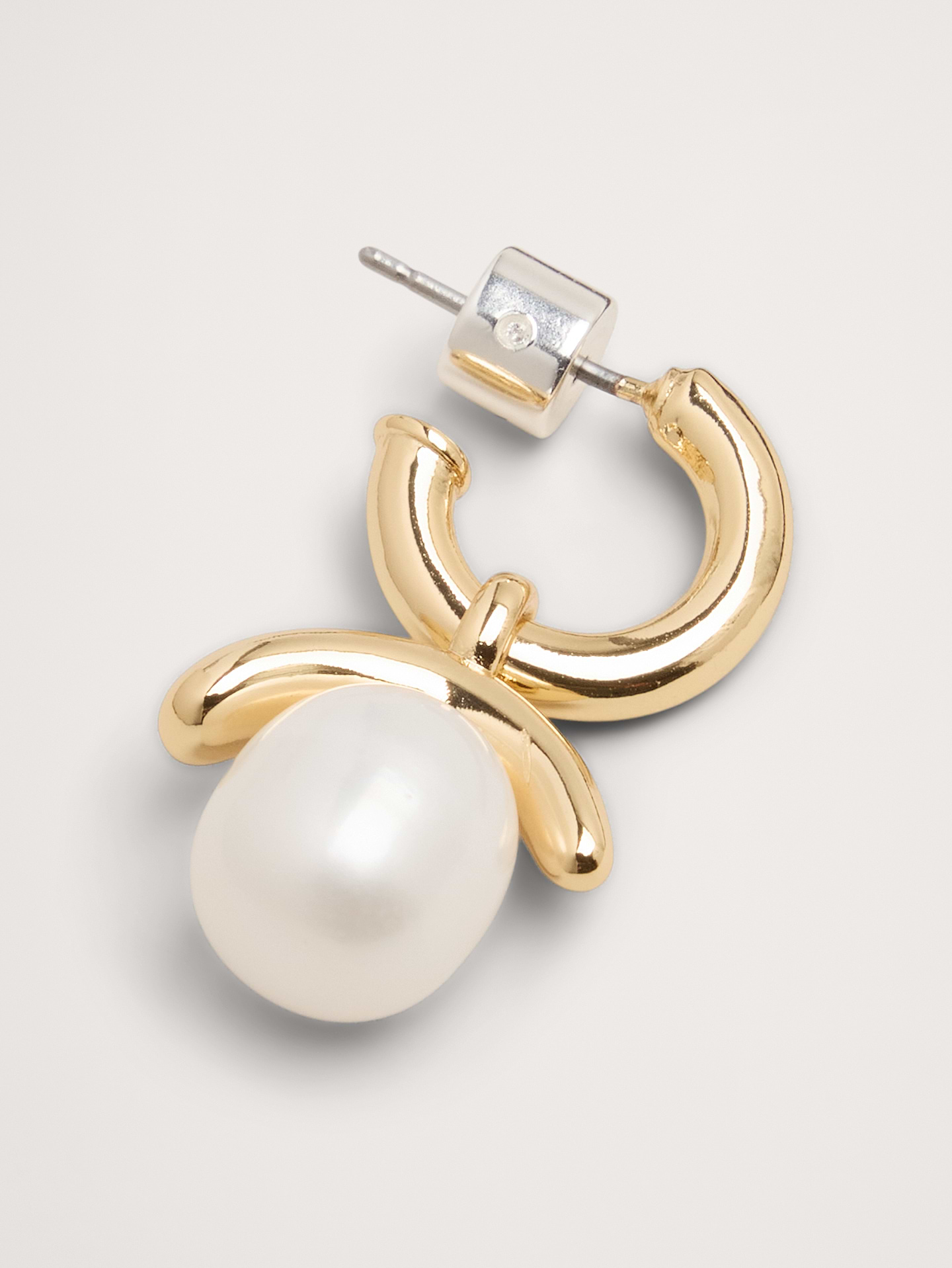 Image number 3 showing, Pearl Drop Earrings