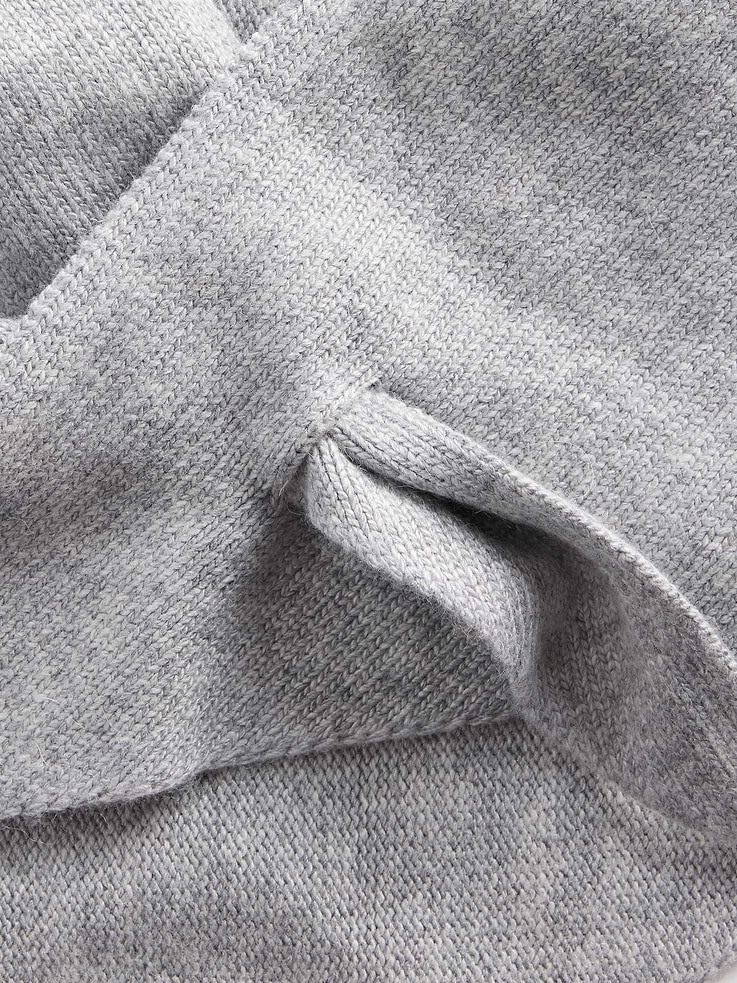Image 4 of 4, Knit Triangle Scarf