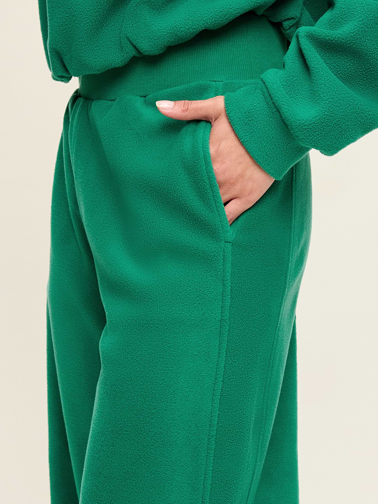 L'image numéro 4 présente Pantalon en micromolleton à jambe ultra-large à taille très haute