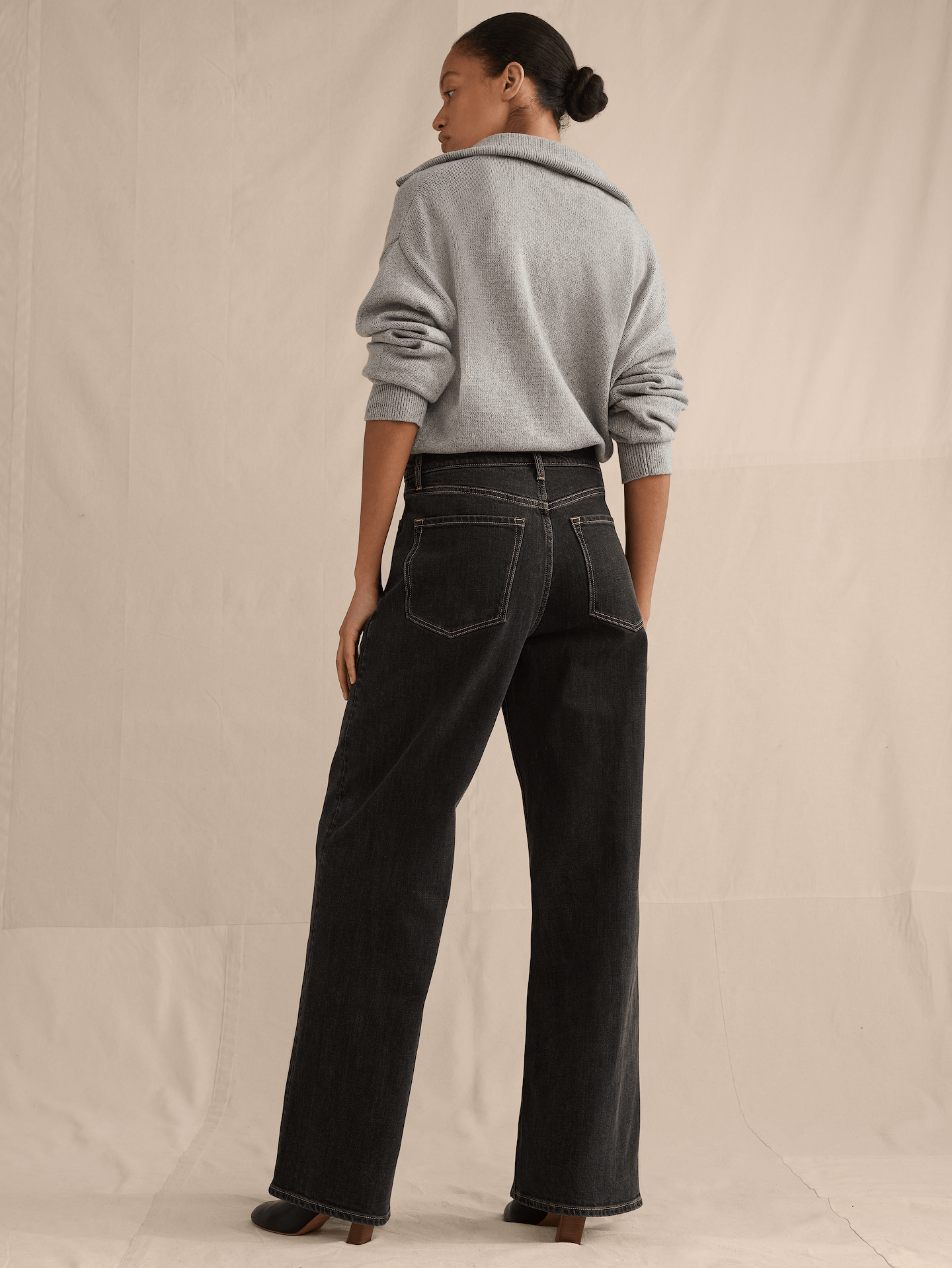 Image number 7 showing, High-Rise Relaxed Wide-Leg Jean