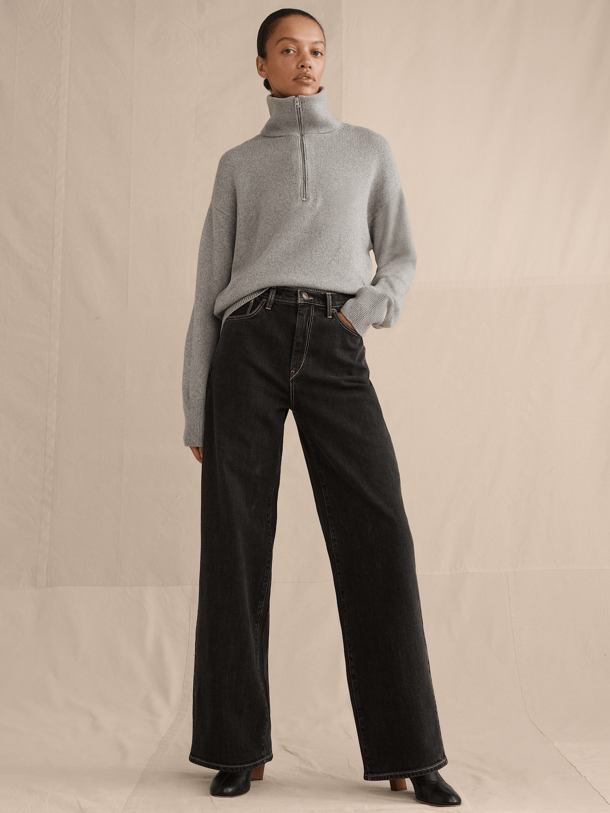 High-Rise Relaxed Wide-Leg Jean