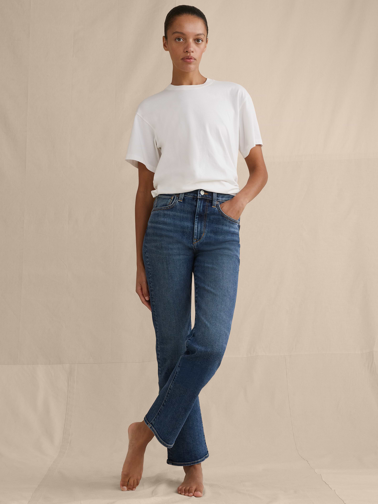 L'image numéro 4 présente Jean évasé à taille haute