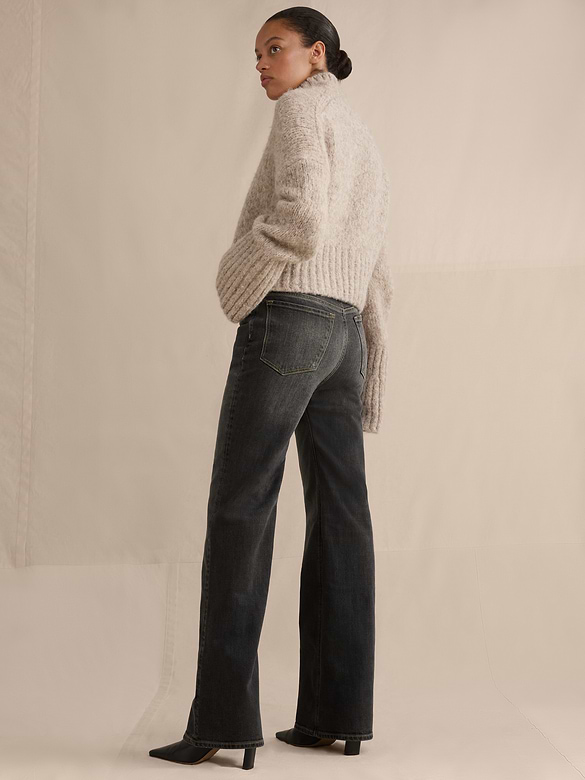 Ultra High-Rise Flare Jean