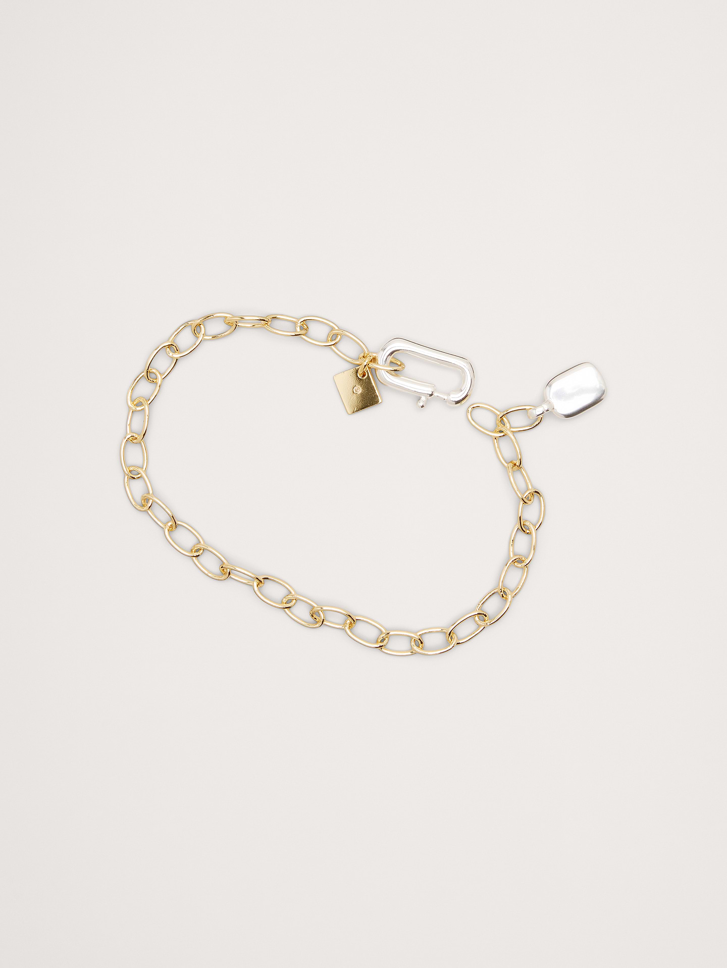 L'image numéro 1 présente Bracelet à maillons deux tons
