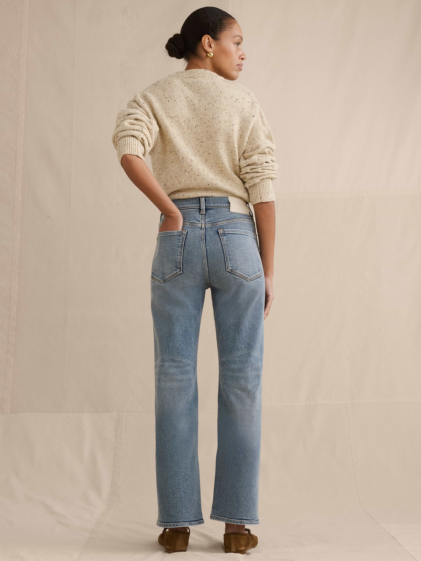 L'image numéro 7 présente Jean évasé à taille haute