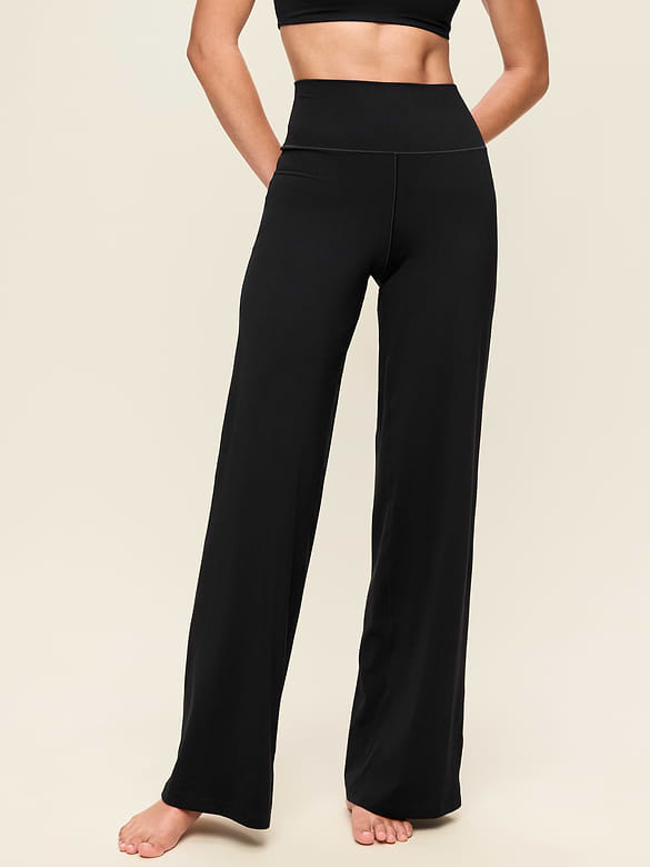 High-Waisted StudioSmooth Wide-Leg Pants