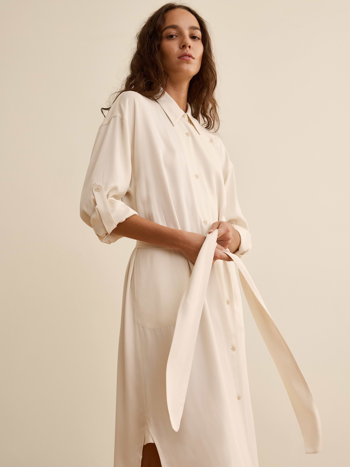 Image number 6 showing, Banana Republic x La Ligne | The Viscose Midi Shirt Dress