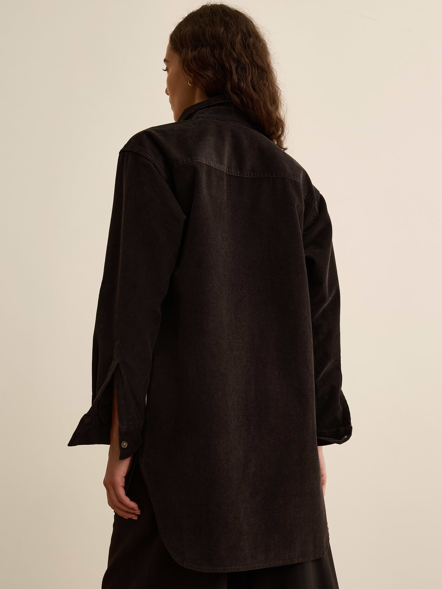 Image number 2 showing, Banana Republic x La Ligne | The Cotton Corduroy Shirt
