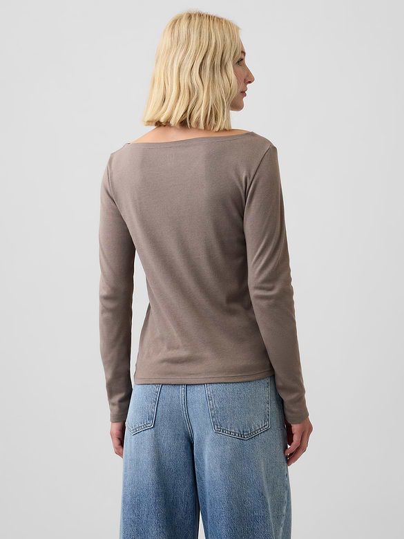 Modern Ribbed Boatneck T-Shirt