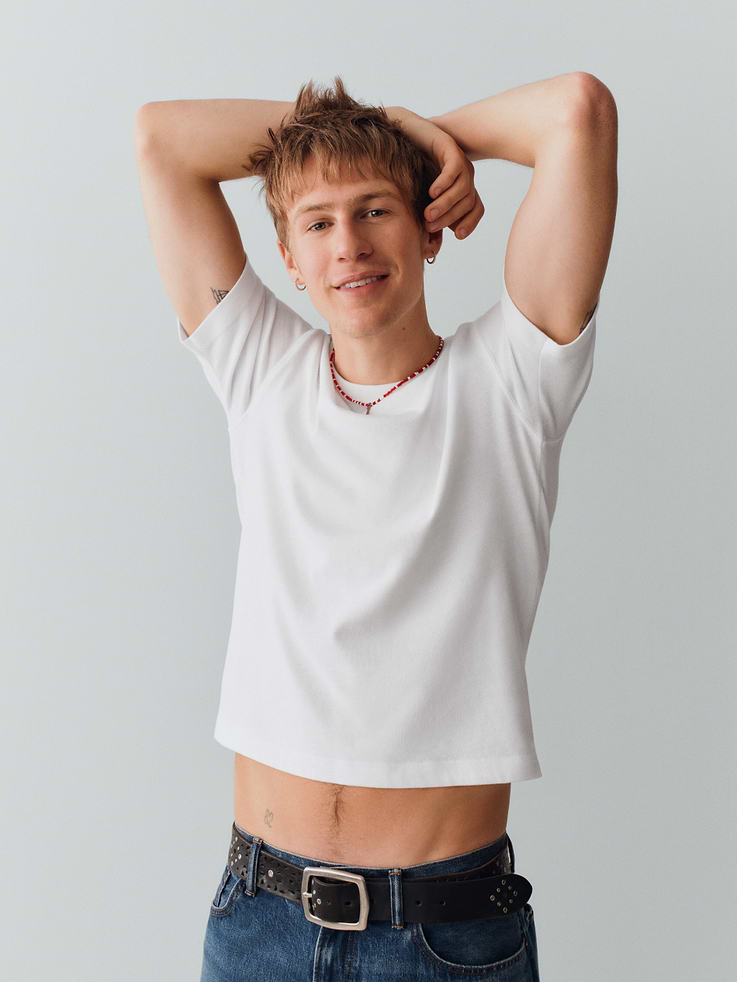 Image number 7 showing, Adult Heavyweight Crop T-Shirt