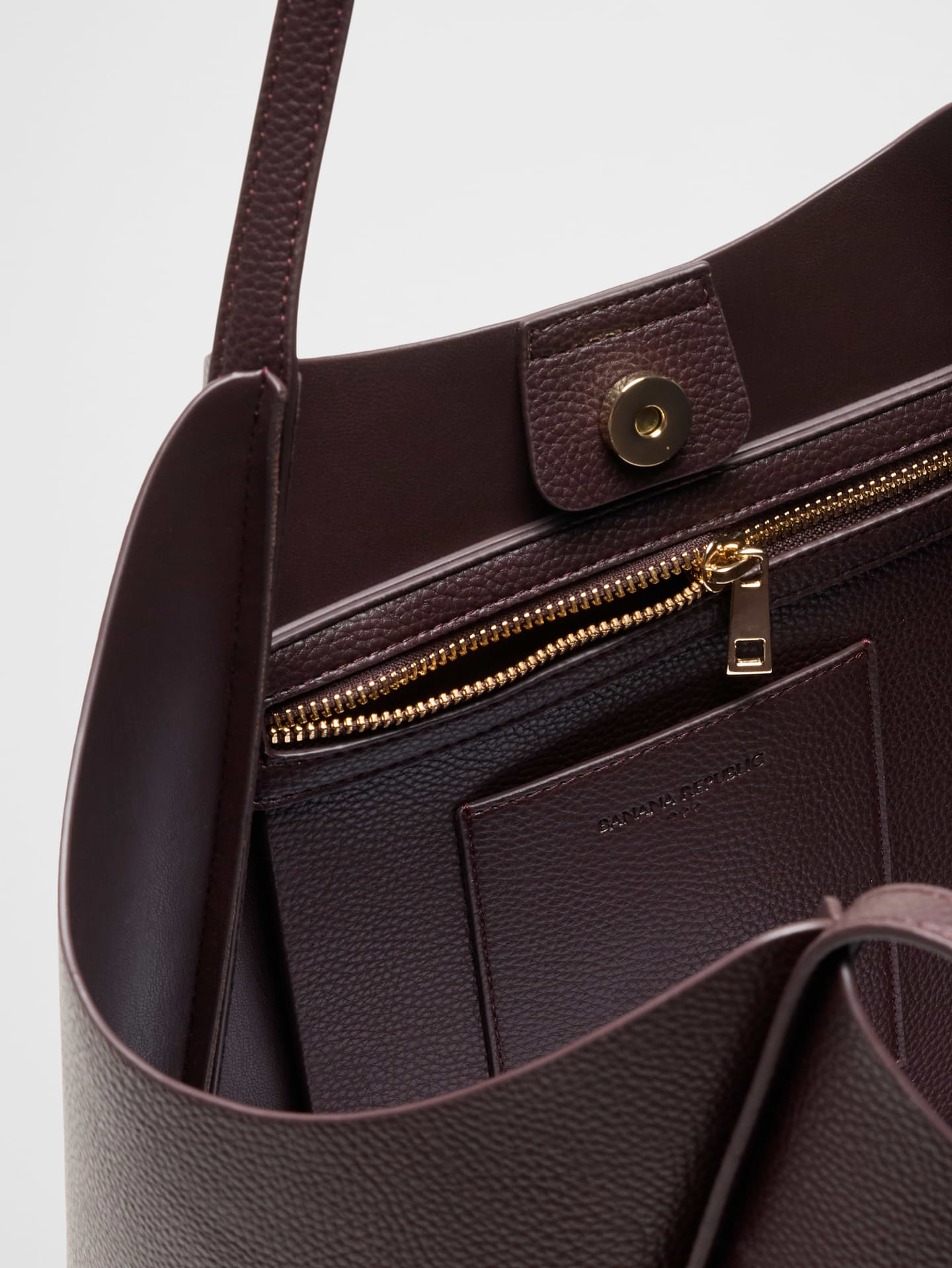 Image number 5 showing, Vegan Leather Modern Bucket Tote