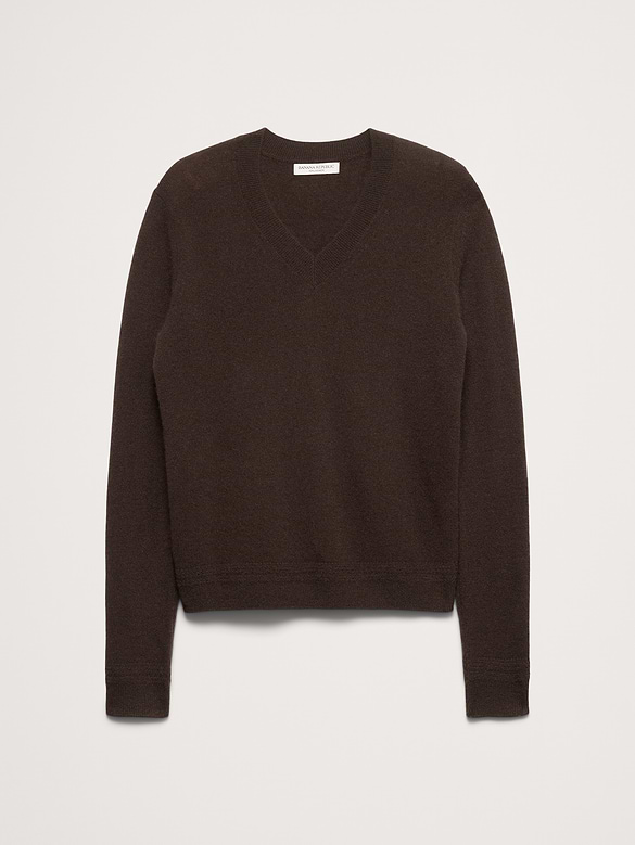 Lightweight Cashmere V-Neck Sweater