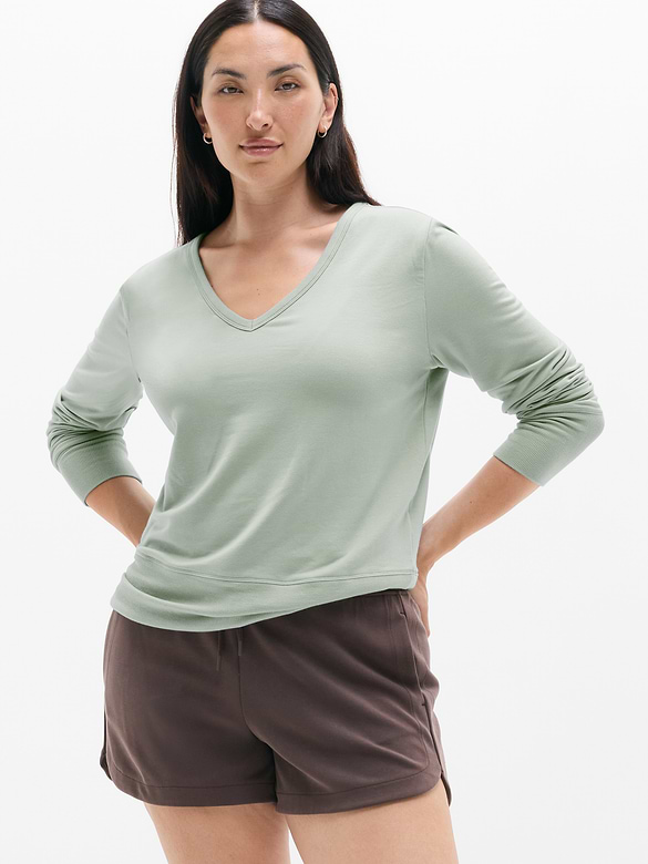 Coaster Luxe V-Neck Sweatshirt