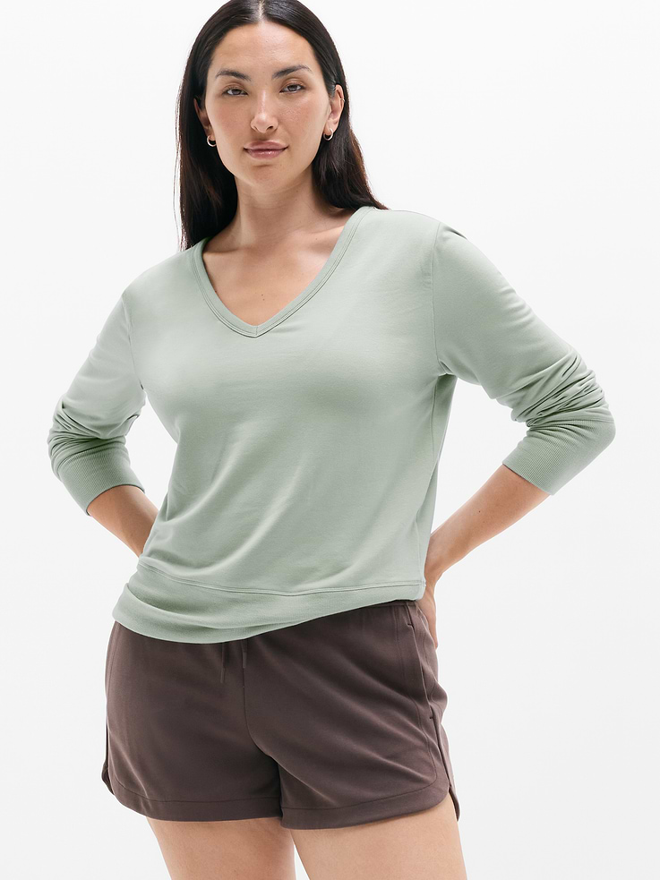 Image number 4 showing, Coaster Luxe V-Neck Sweatshirt