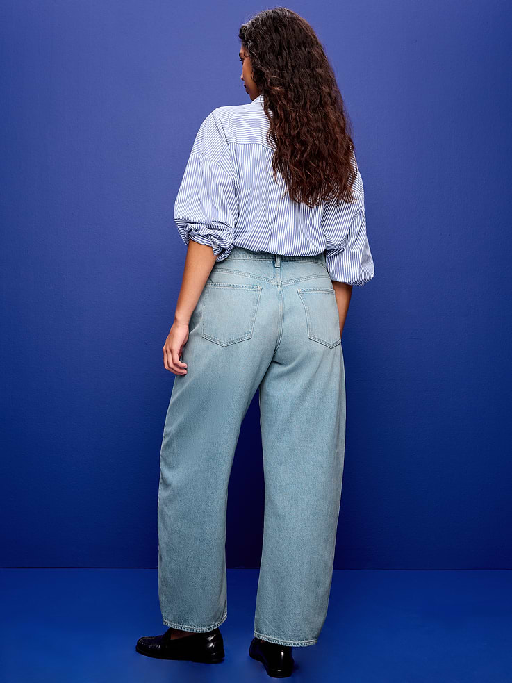Image number 7 showing, The Arc Mid-Rise Barrel Jeans