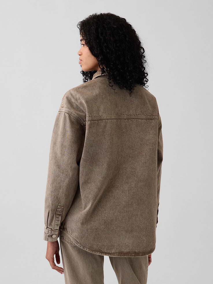 L'image numéro 3 présente Veste-chemise surdimensionnée en denim