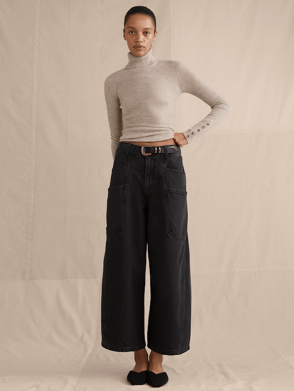 Low-Rise Loose Crop Jean