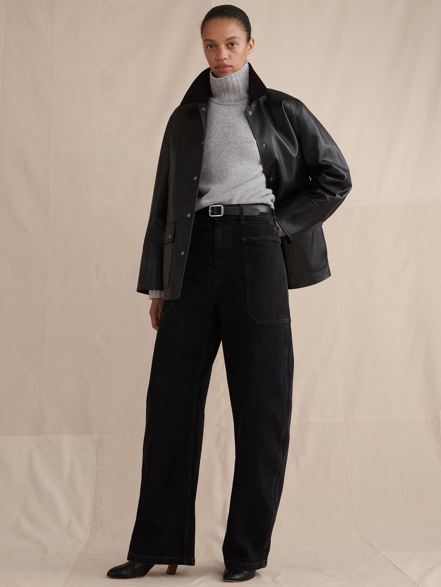 Banana Republic High-Rise Barrel Jean INTERNATIONAL SHIPPING