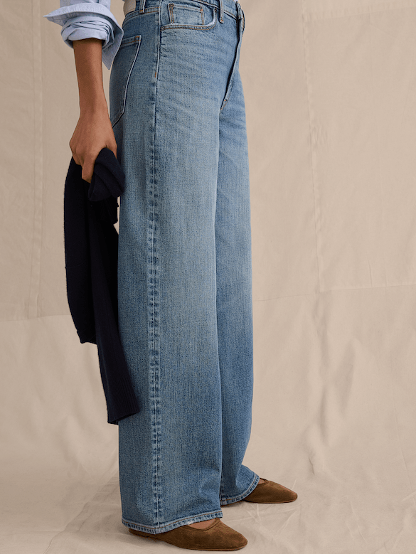 High-Rise Relaxed Wide-Leg Jean