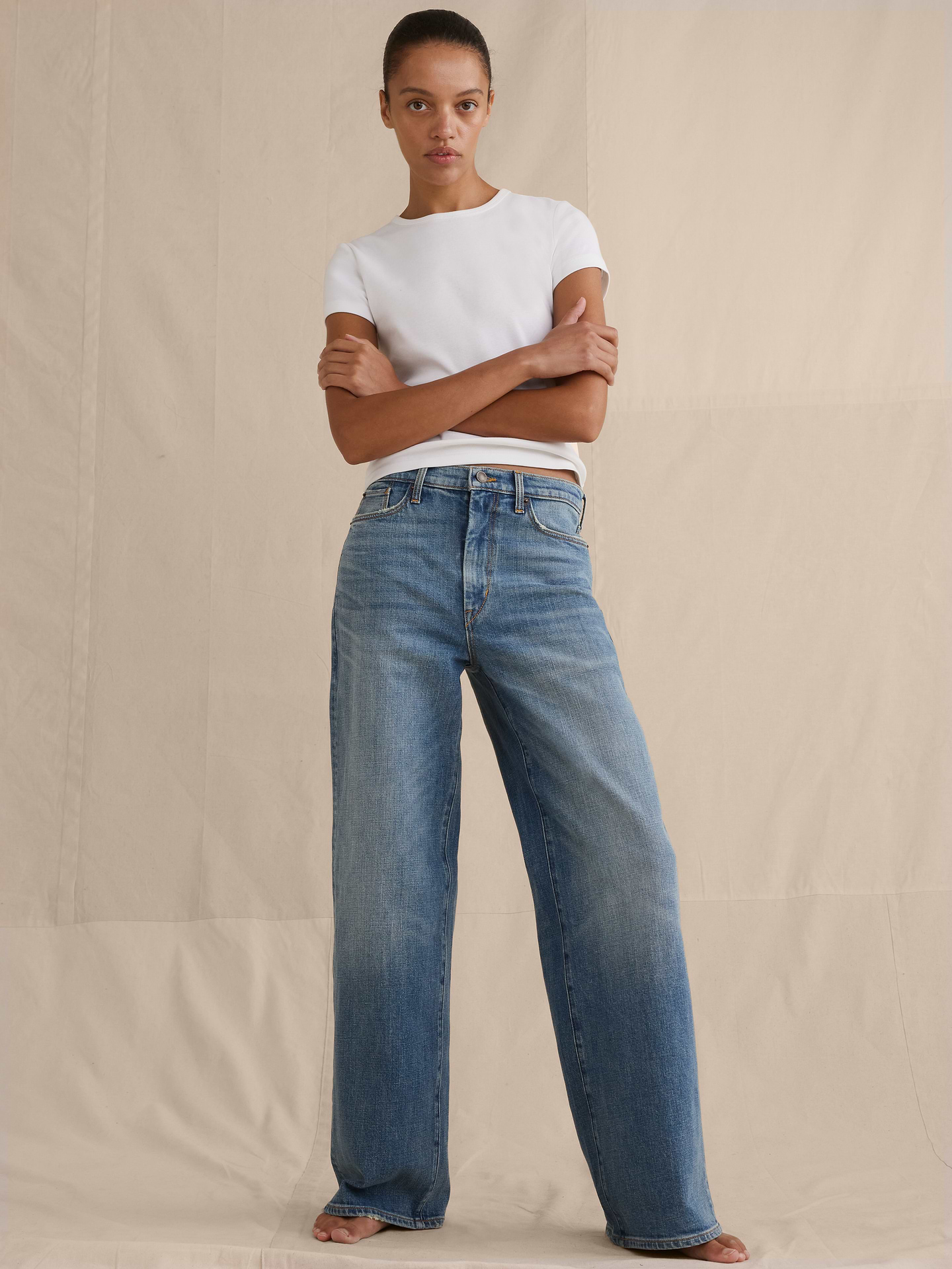 Image number 4 showing, High-Rise Relaxed Wide-Leg Jean